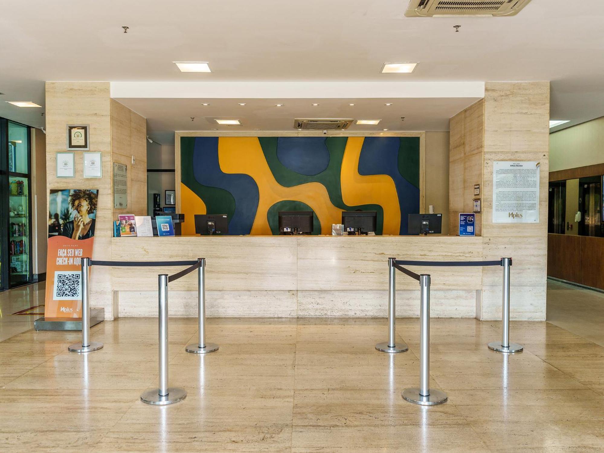 Athos Bulcao Hplus Executive Brasilia Exterior foto